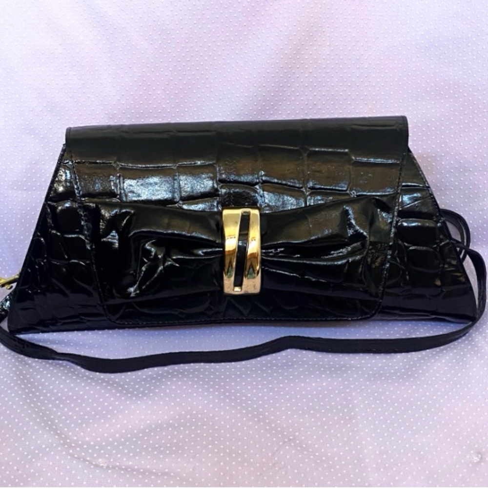 Made in USA vintage croc embossed clutch/shoulder bag